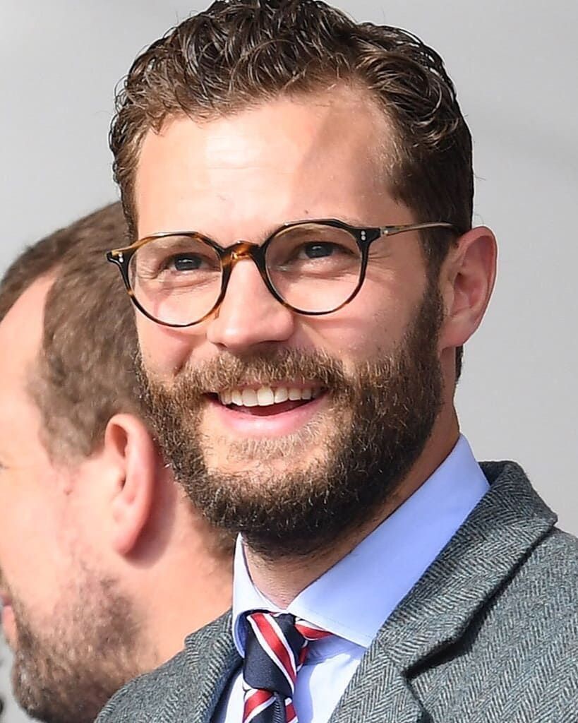 X 上的Oliver Peoples：「Jamie attends Cheltenham Festival in