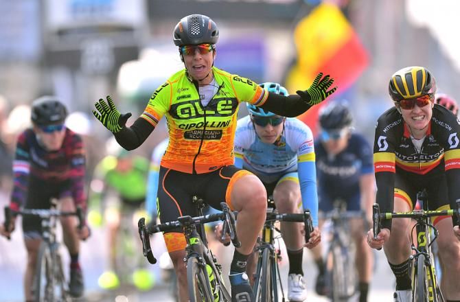 Cyclingnewsfeed's tweet photo. Bastianelli wins Brabantse Pijl Dames Gooik

Kirchmann second, Vos third

https://t.co/E8KtFROUTb https://t.co/5bQgrPiqag