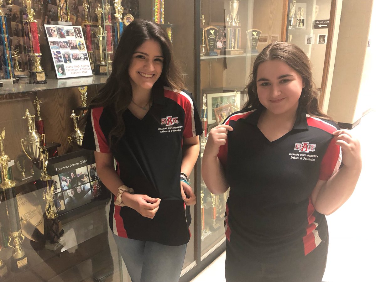 Debate_Cabot's tweet photo. Wolves Up! @ArkansasState Senior debaters @KeiannaTrujillo and @bcglife have officially accepted their scholarship offers to compete for the Arkansas State debate team! https://t.co/z30niN0e32