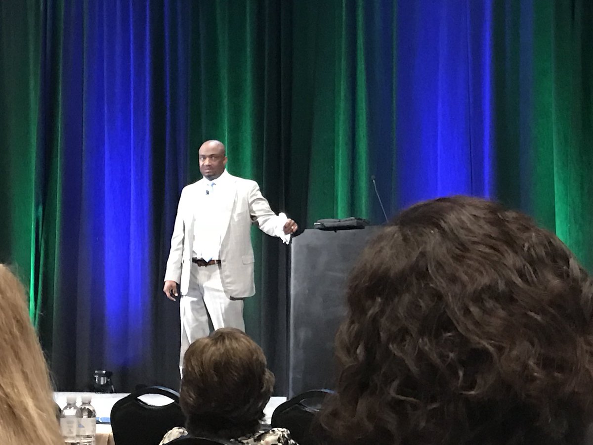 LauraSulzbach's tweet photo. Amazing keynote by @unfoldthesoul! #allmeansall #knowthewhy #thewhydriveseverything #leadnow18 @SolutionTree https://t.co/GXXB2z9WMr