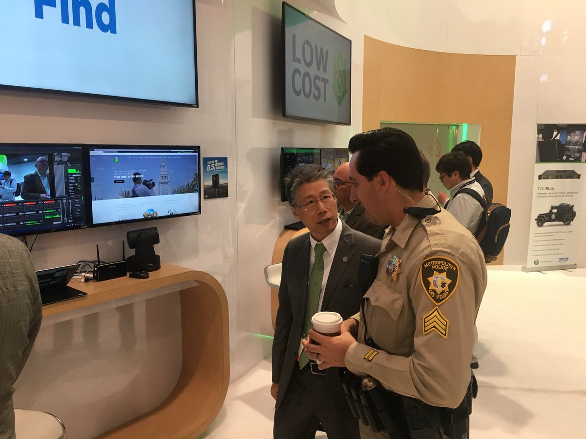 garystratton's tweet photo. Our CEO Paul Shen doing a demo for LVPD #tvupack #TVURouter #tvunano #VegasStrong #nabshow @TVUNetworks https://t.co/6h0cLkCF9Y