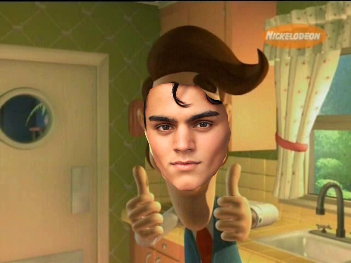 pcminivanmoms's tweet photo. @lilmeatpc
watch out matt ur big hair makes you an easier target https://t.co/i6QJdhc6w9