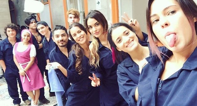 ValkiriaFco's tweet photo. #CumbiaPopVolDos @CumbiaPOPTV @americatv_peru @FC_CumbiaPop @trendinaliaPE Me encantaria que haga Cumbia Pop 2 porque amo esa serie y jamas me la pierdo https://t.co/fxd9uMo6ji