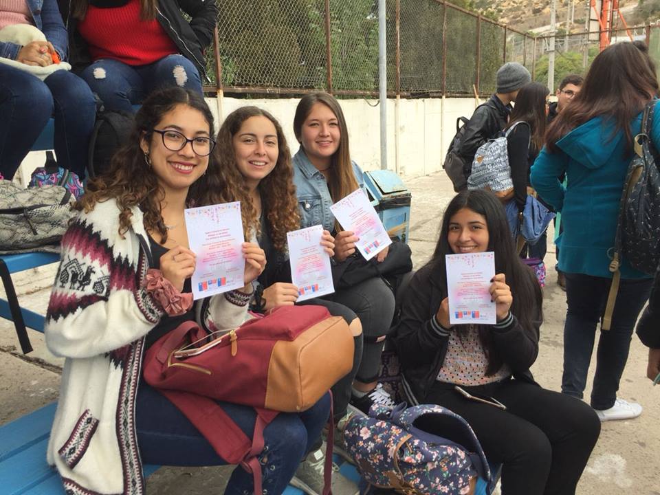 eldia_cl's tweet photo. #ElDíaInforma Lanzan campaña para evitar abusos durante fiestas #mechonas https://t.co/5uDxUWmqDN https://t.co/QmCV7VlM3B