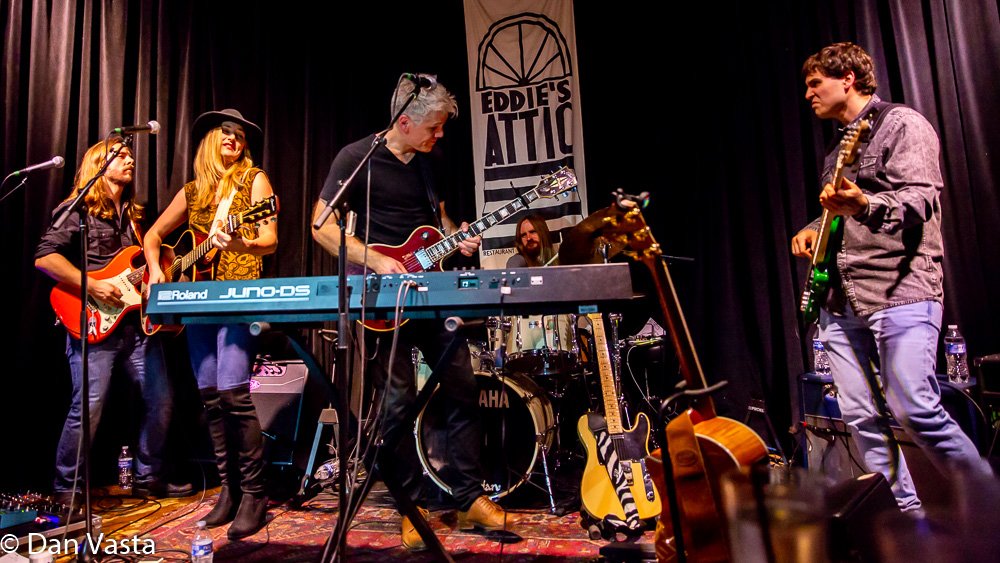 First full band show of the Kyle Cook solo tour. They killed it! So much fun had by all. Kelly rocked Bright Lights &amp; there is video😉 Loved Eddie's Attic. Look forward to going back. #Riversandrust #WolvesAlbum #KyleCookTour