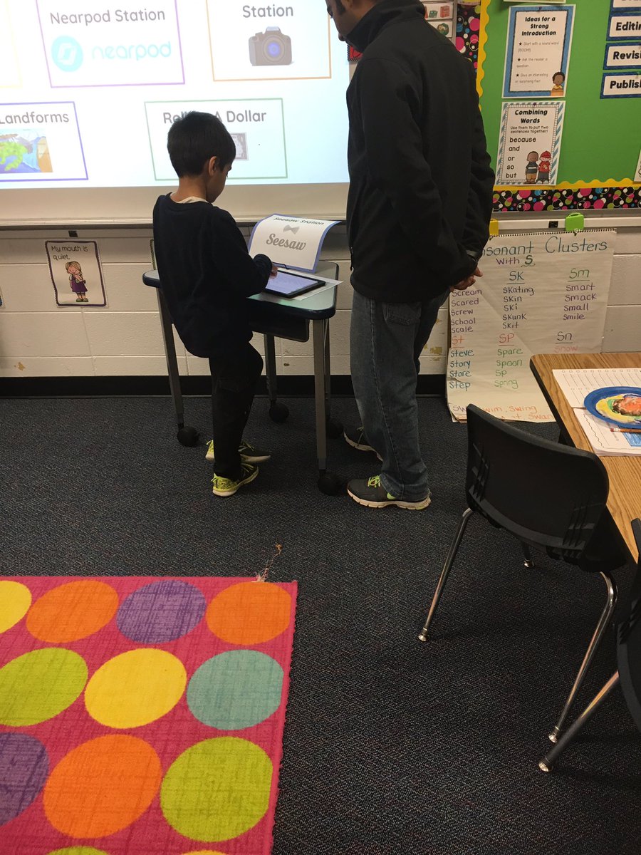 Teaching our parents and siblings all about 2nd grade #ivyhillleague