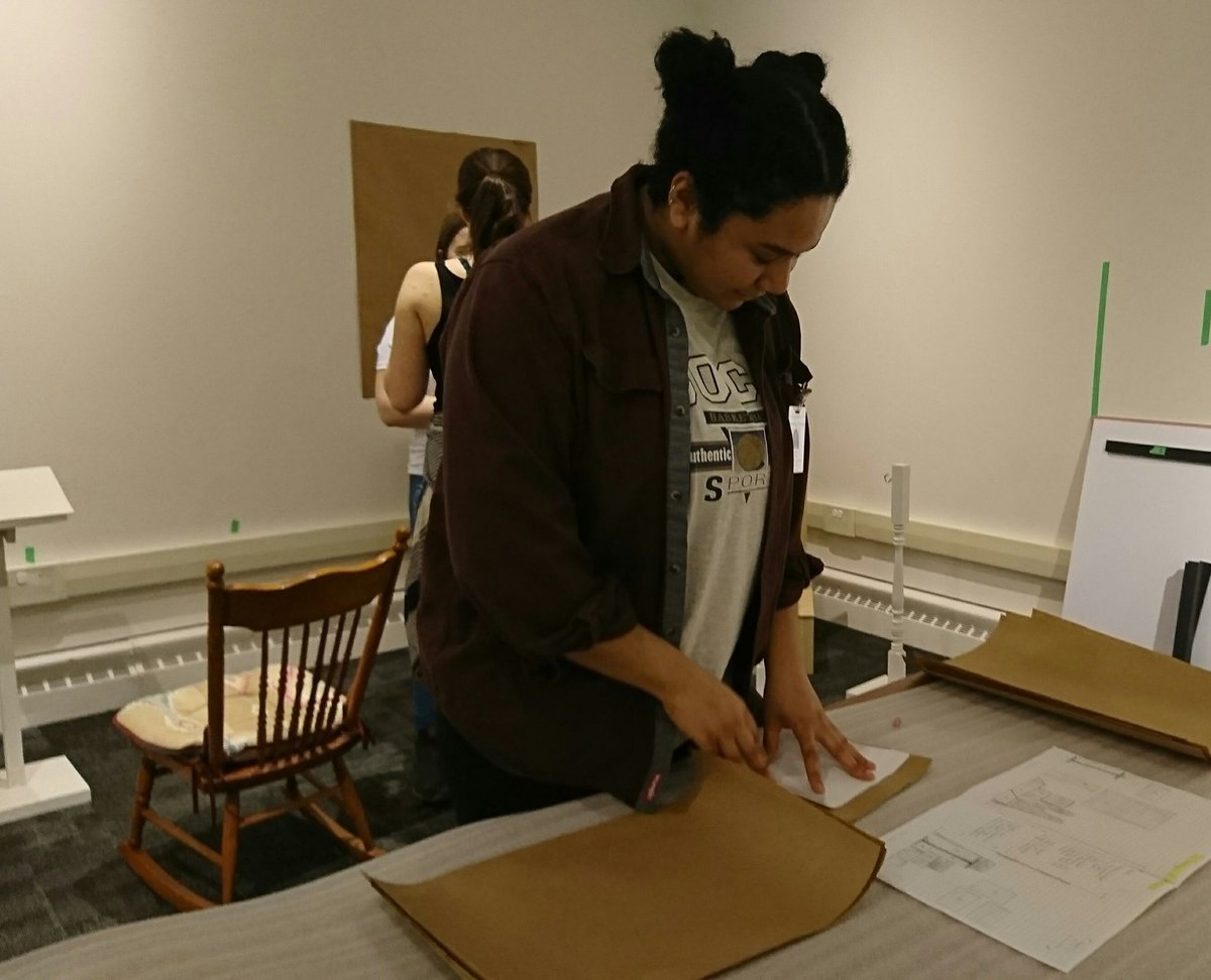MMC_Students's tweet image. Sewing, measuring, hammering, and dispensing a LOT of painter's tape - there's plenty of skills to enhance during #installweek! 
#MMCFleming #behindthescenes #iftheshoefitsptbo #ptbocanada @PtboMuseum @FlemingCollege #museumstudies