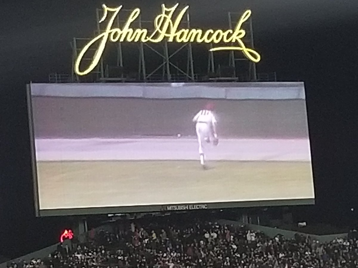 seedmaster9's tweet image. Freddie Lynn in the house! Red Sox Legend!