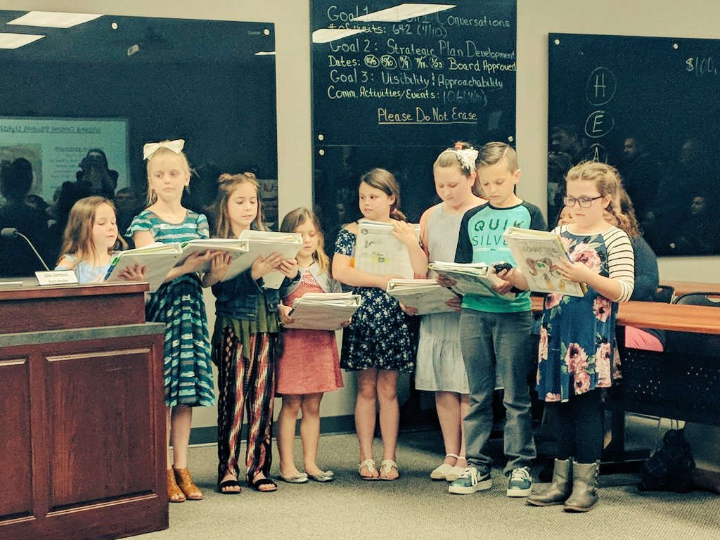 The best part of my night right here! <a href="/willard_central/">Willard Central Elem</a> <a href="/willardschools/">Willard Schools</a> #Willardshines #itsgoodtobeatiger