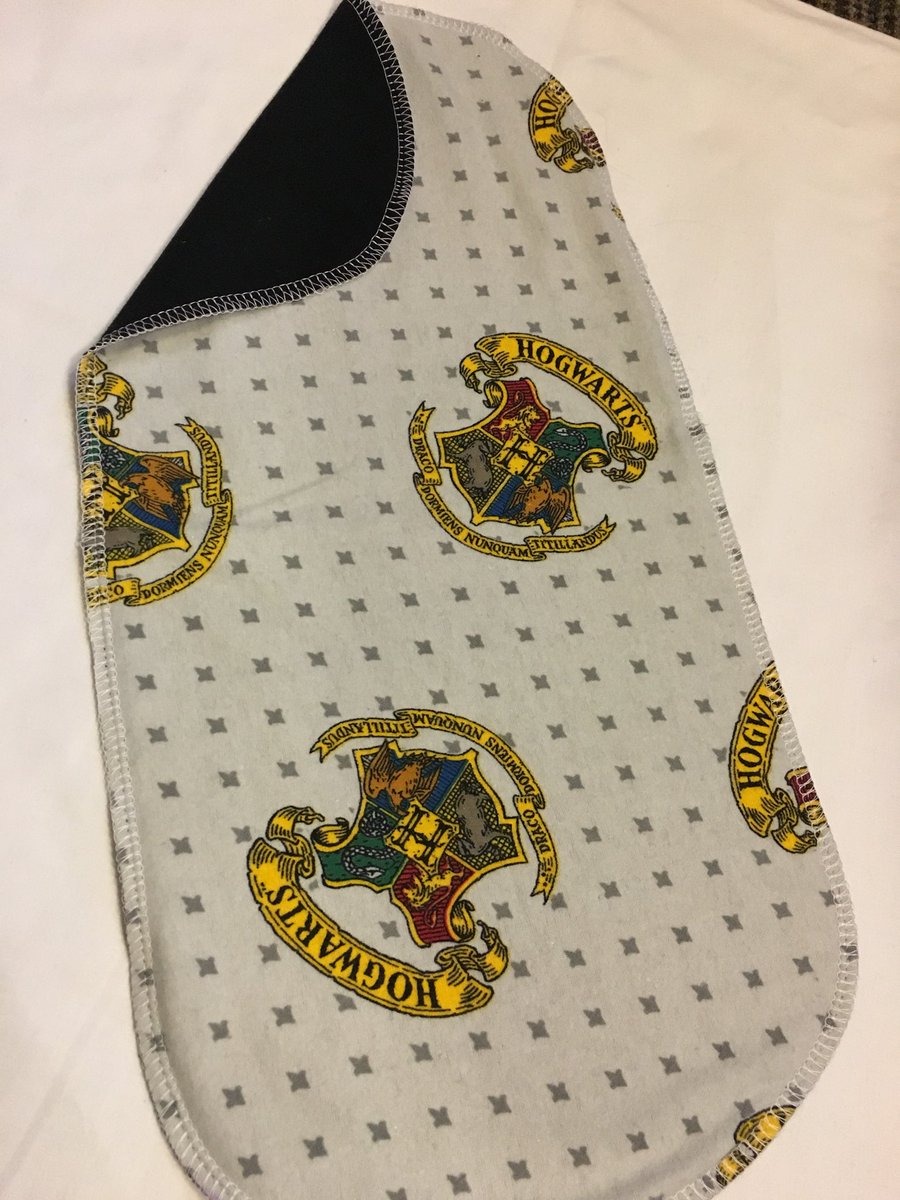 SKcraftycorner's tweet photo. You can never have enough burp rags when you have a baby... and these can double as a wash cloth. Link to our @Etsy store is in our bio. There you will find over 200 prints of burp rags. #baby #babyshower #babylove #babyfever #babygifts #EtsyShop #EtsyLove #EtsySale #EtsyStore https://t.co/VLnjRPc4xZ