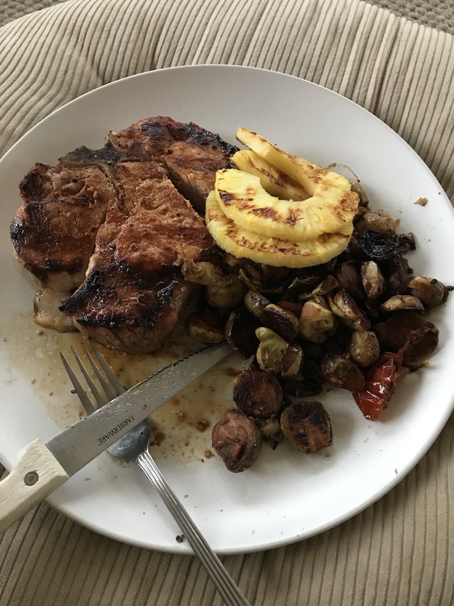 DjJimmyCoe's tweet photo. Broke in my new Weber Genesis II Grill with some grilled pork chops, pineapple and brussel sprouts!👌🏻#WeberForLife @WeberGrills https://t.co/71uCqLXzIu
