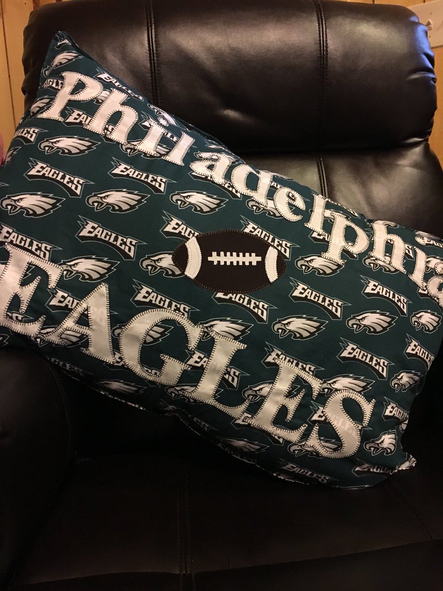 SKcraftycorner's tweet photo. Are you a big sports fan... we have several appliquéd pillows. Head to our @Etsy shop. Link in our bio. Come see if we have your team. Message us if we don’t &amp; we will try to get it. #EtsyShop #EtsyLove #EtsySale #EtsyStore #EtsySeller #football #nfl #sports #Broncos #eagles https://t.co/R7Ez1oKSDz