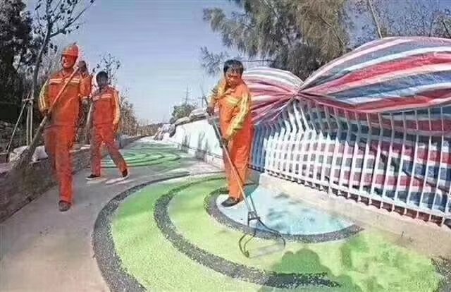 With the luminous progress in the different places completed, the fluorescent road gradually into the people's sight,which  can be able to written characters. As a new type of pavement material, fluorescent pavement is more widely used