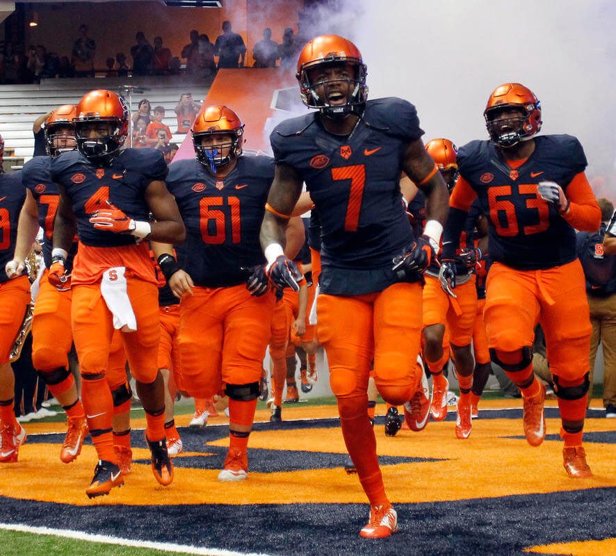 ZWilly32's tweet photo. Blessed to receive an offer from Syracuse University #OITNF🍊 https://t.co/zddgWUUBDK