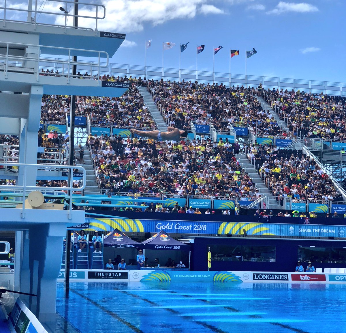 TheNZTeam's tweet photo. Kiwis @_liamstone_ and Anton Down-Jenkins competing in the men’s 3m springboard prelims. 

#EarnTheFern 🌿🇳🇿

#GC2018Diving @GC2018 
#Diving https://t.co/PeXhyjMose