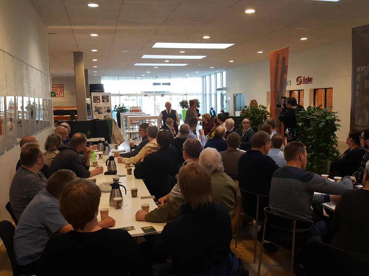 meretevigen's tweet photo. Borgerne i Grindsted vil ikke finde sig i mere forurening #grindsted #forurening #grindstedværket #historiskforurening #borgermøde #aktiveborgere #dkmiljø #dknatur #dkpol https://t.co/eceE0nWAA2