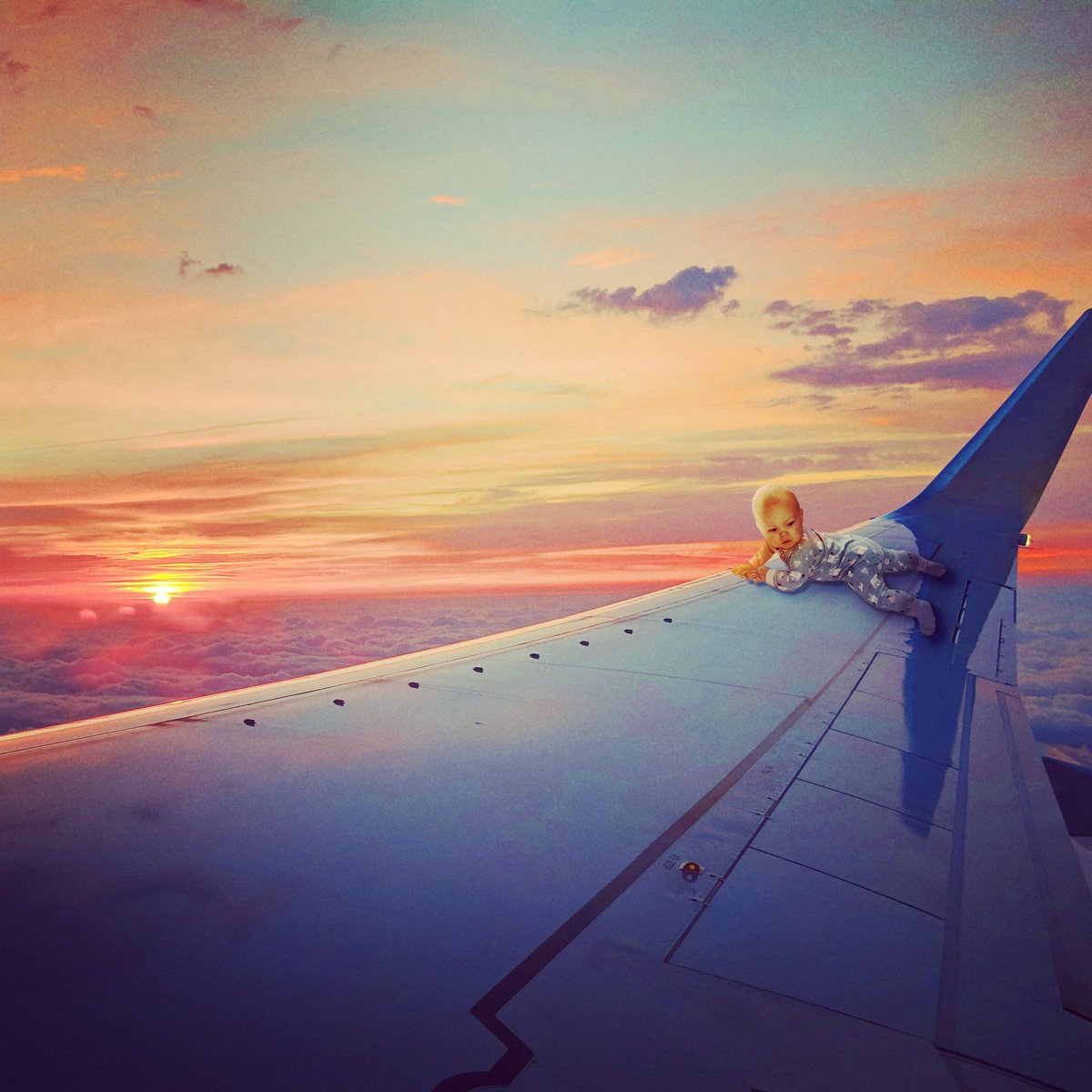 FunPhotoEdits's tweet photo. On the way to #Chicago #babygirl #photoshop #SunriseDaily #FLIGHT #photography https://t.co/4OquvLG2gx