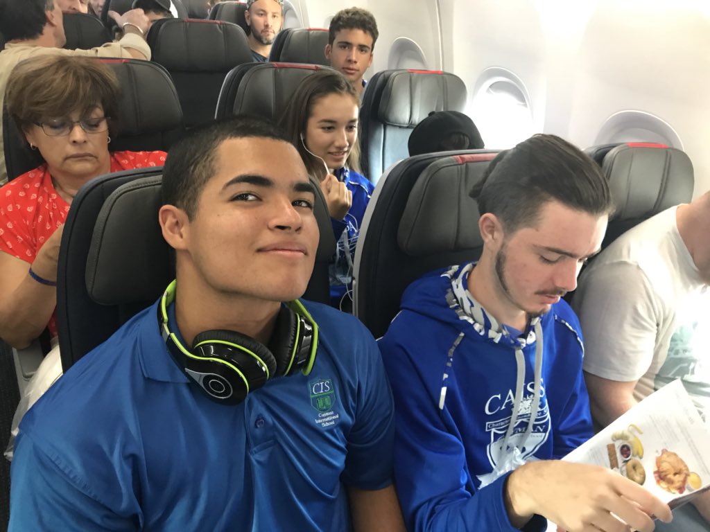 AthleticsCIS's tweet image. Long day of travel for our boys ⚽️ and girls 🏀 teams for CAISSA Season 3 @acotopaxi. Excited for the matches tomorrow! More to come in the AM. #CISInspires #cisathletics #CAISSA #issedu
