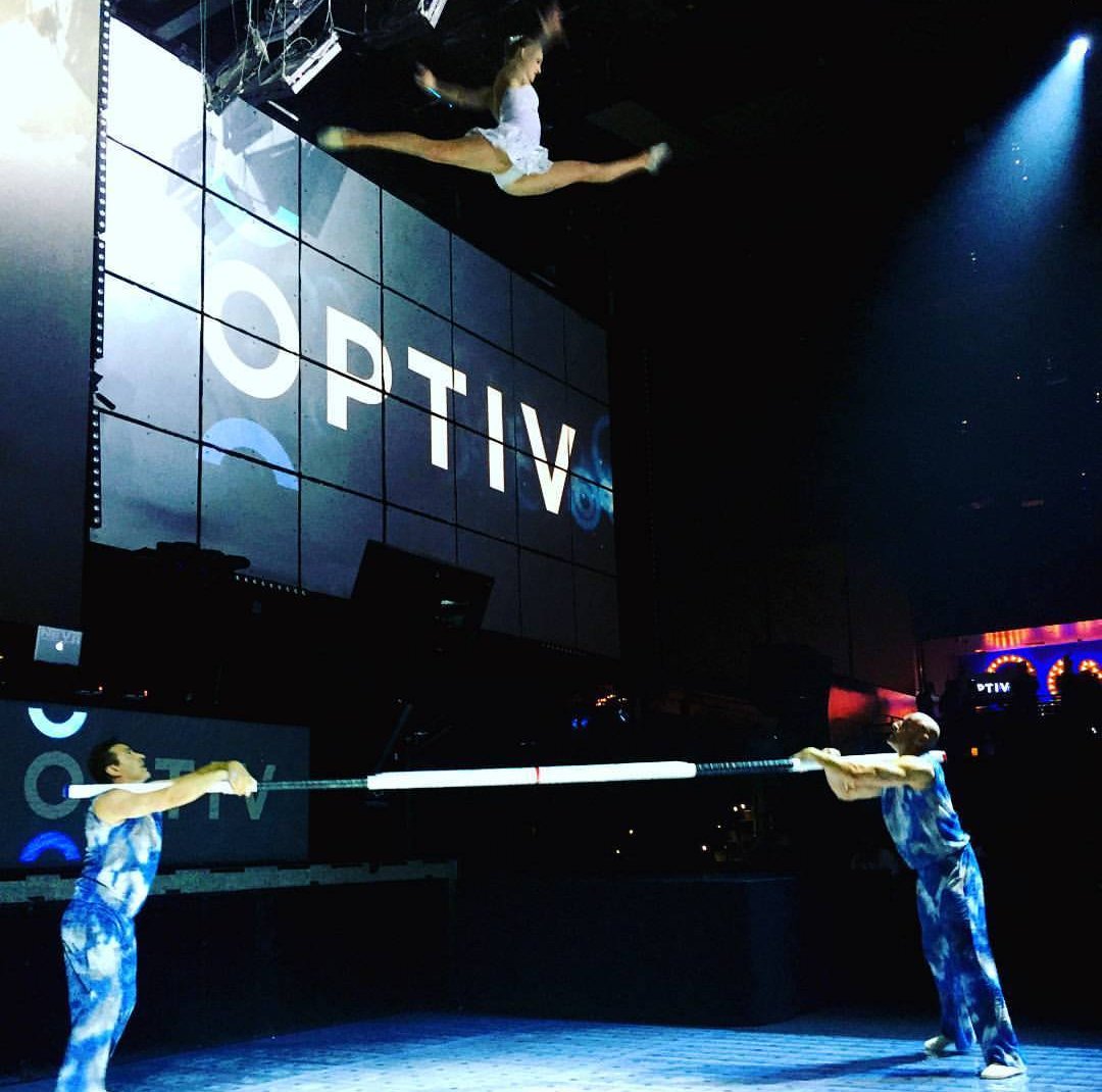 CirqueEnt tweet picture