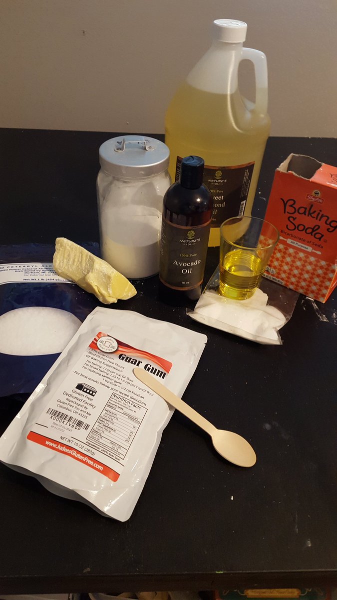 GoodStuffonEtsy's tweet photo. Check out our #Lush inspired #HotOilTreatment for #DryHair all ourcproductz are #handmade. We are still toying w/ the design but are happy with the results thus far! Check out our other #Organic products by clicking the link in the bio #etsyshop #Etsyseller #EtsyChaching https://t.co/WJ91CVug1t