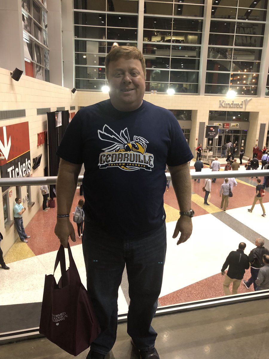 CharlieColgan's tweet photo. @cedarville Representing at #T4G #T4G2018 https://t.co/XhPz76T9gM