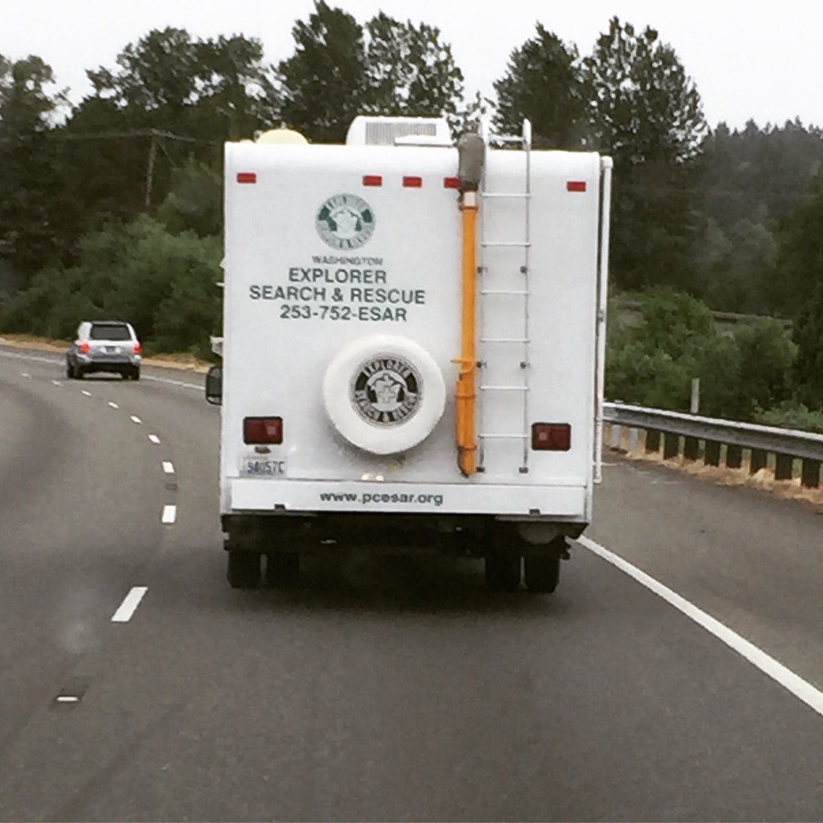 PierceESAR's tweet photo. I spy ESAR on the move.... - #sar #piercecounty #pierceesar #pcesar #searchandrescue #piercesheriff #rainier #mtrainier #readytorespond #pnw #pacificnorthwest #hiking #hikingadventures #backpacking #adventure #rv #rolling https://t.co/EL8Gx6lhUX