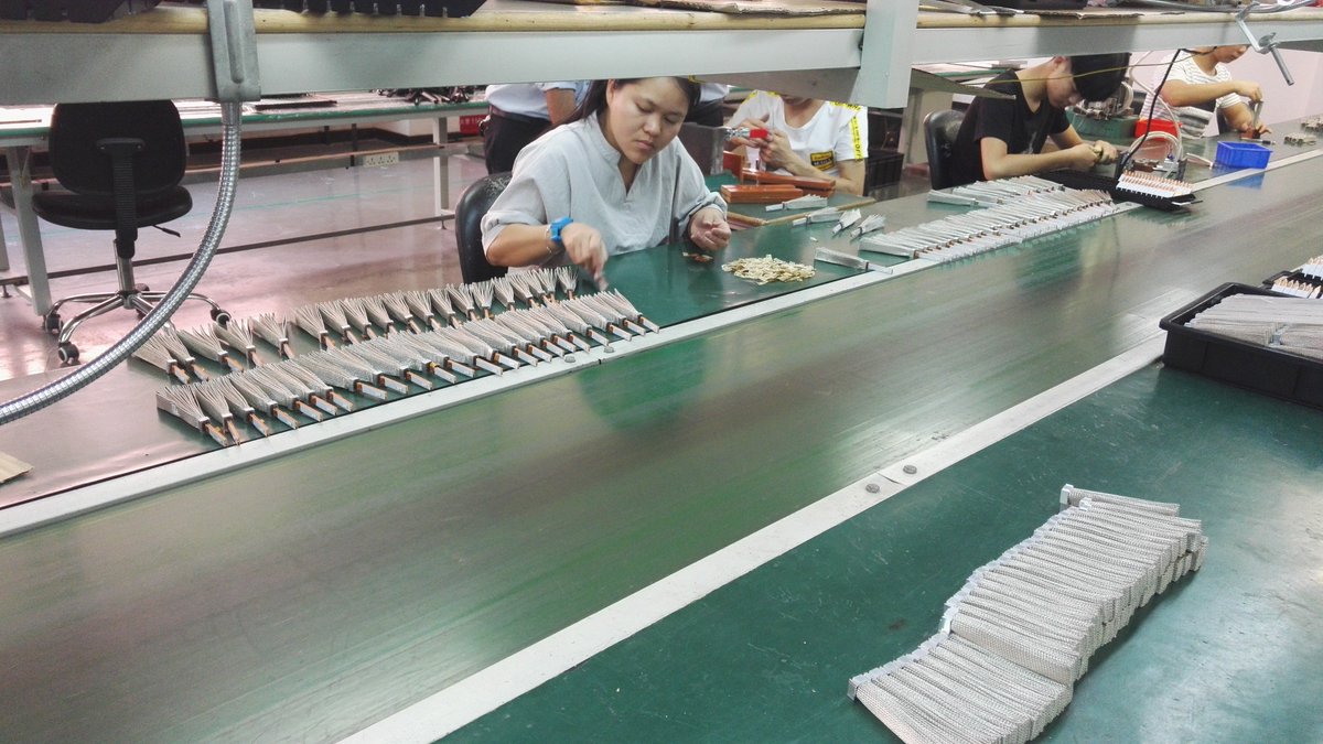 Vicky199571's tweet photo. A flourishing factory, a busy worker！！！ https://t.co/z2pijcw3Wz