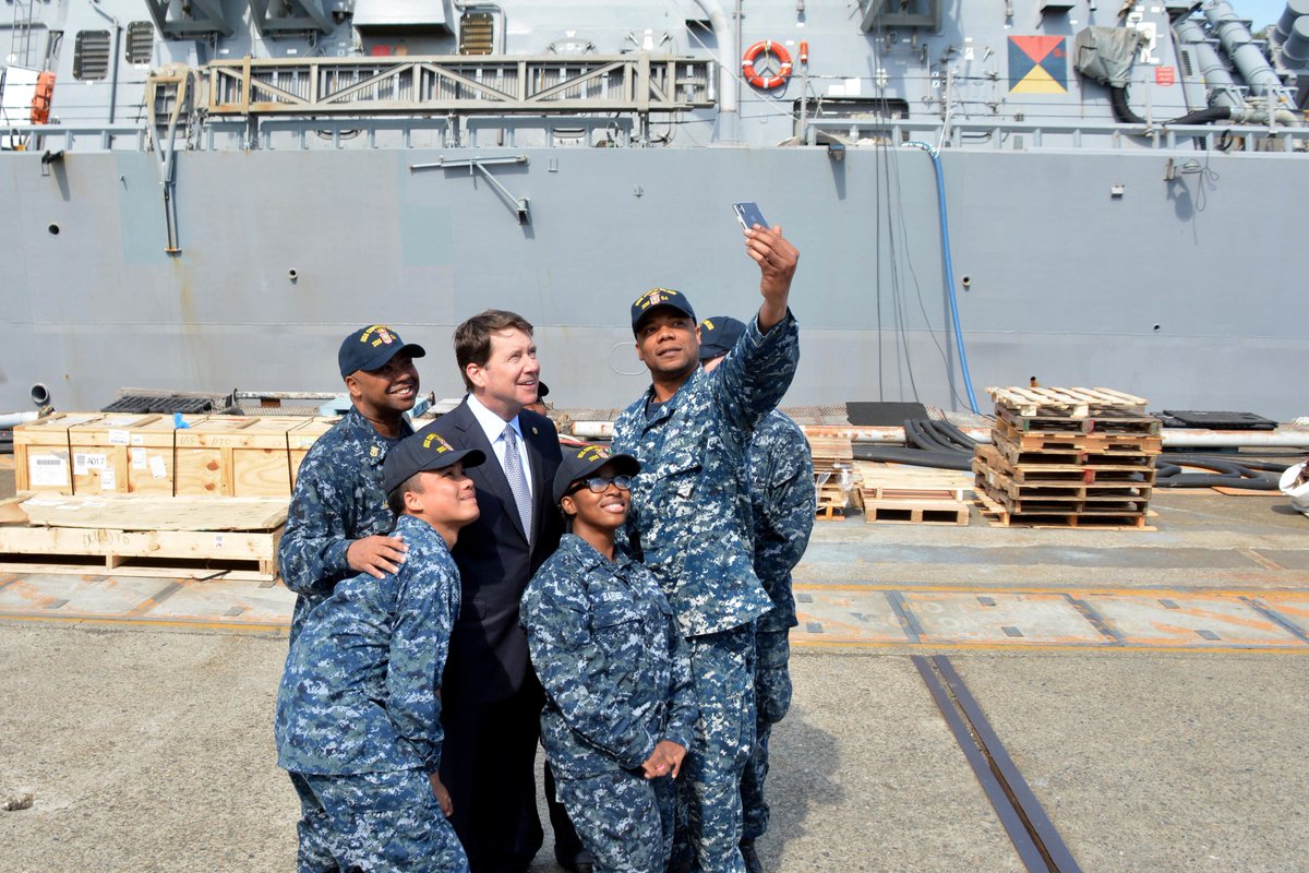 横須賀　在日米海軍司令官（少将）チャレンジ 横須賀 在日米海軍司令官（少将）チャレンジ 横須賀 在日米海軍司令官（