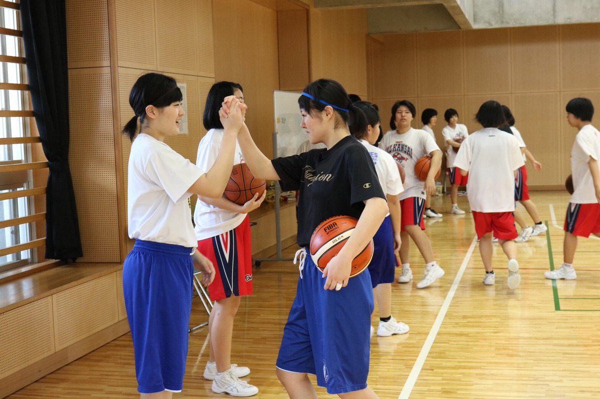 公式 履正社医療スポーツ専門学校 履正社スポーツ専門学校 北大阪校 女子バスケットボールコースが 沖縄県那覇市に遠征へ 沖縄県立那覇商業高等学校のみなさん 沖縄県立小禄高等学校のみなさんと練習試合をさせていただきました T Co 公式 履正社医療スポーツ専門学校 履正社スポーツ専門学校 北大阪校 女子バスケットボールコースが 沖縄県那覇市に遠征へ 沖縄県立那覇商業高等学校のみなさん 沖縄県立小禄高等学校のみなさんと練習試合をさせていただきました T Co