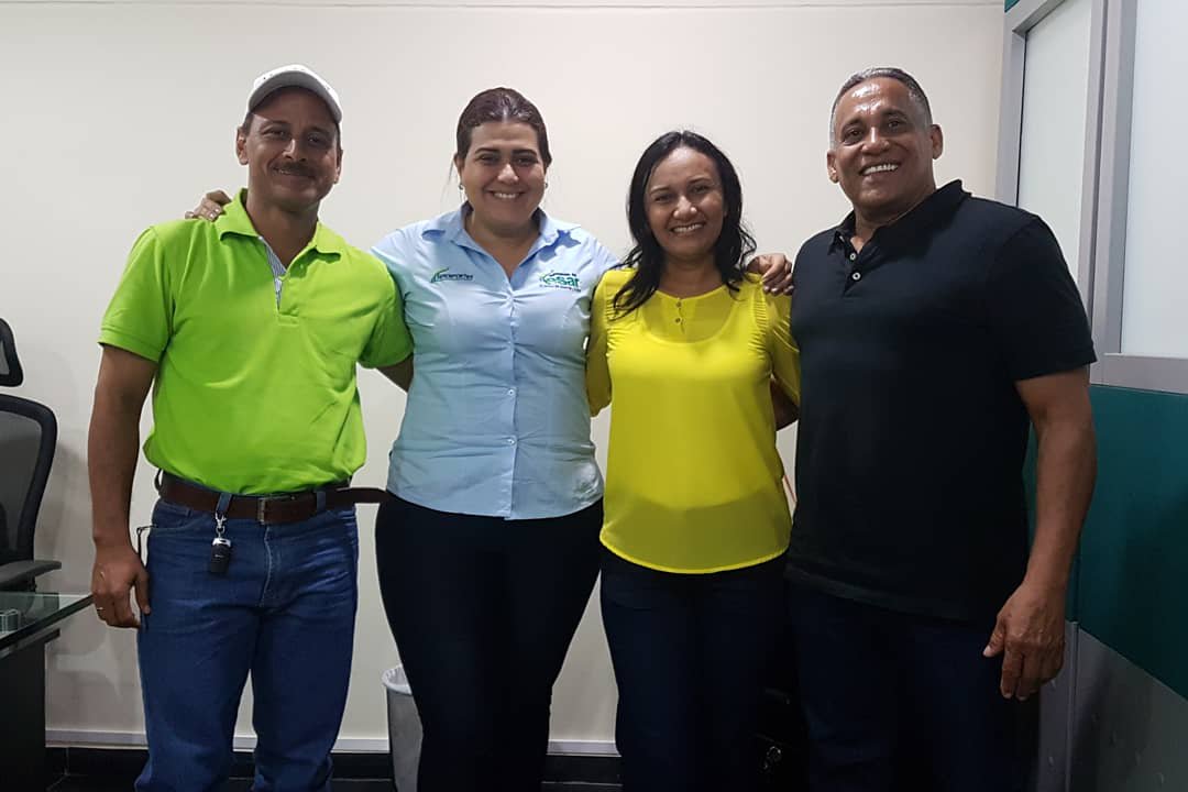 serdeportescesa's tweet photo. Acompañamos a la Liga de Natación del Cesar, en el I Seminario Taller de Natación dirigido a profesores, monitores de natación y estudiantes de licenciatura en educación física o entrenamiento deportivo que estén orientando procesos de enseñanza – aprendizaje en esta disciplina https://t.co/yClX1x0kov