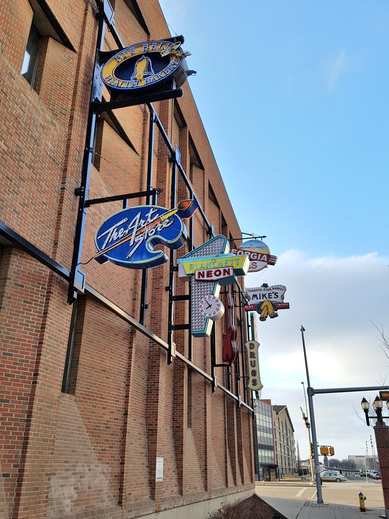 #NeonSignMuseum on the #CBCYegWalk tour. (I always think about & thank @holdsurf when I see this.)