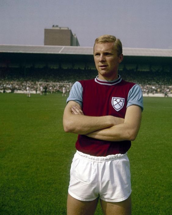 Happy birthday Bobby Moore(12.4.1941-24.2.1993) 