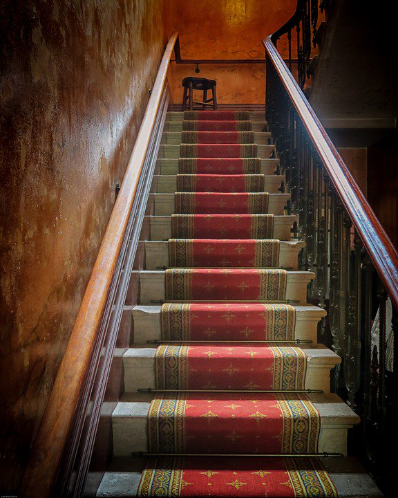 my_gubbi's tweet photo. Staircases are a very important part of your home. Whether it's narrow or broad, a beautiful stairway will enhance the look and feel of the area. Look at some cool designs.

#MyGubbi #Staircases #ImagineDo #HomeDecor https://t.co/4BmLd8TNxc