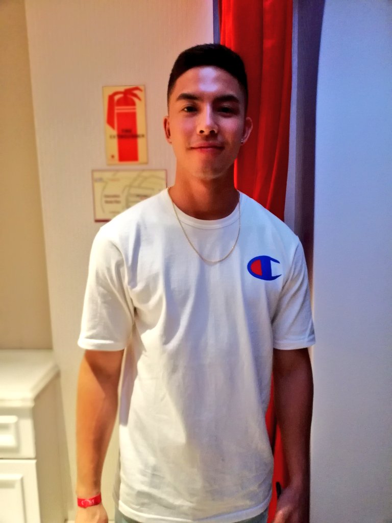Kapamilya <a href="/tonythesharky/">Tony Labrusca</a> is now here at <a href="/Century_Tuna/">Century Tuna Superbods</a> #CenturyTunaSuperBods #superbodsAgeless Finals Night.