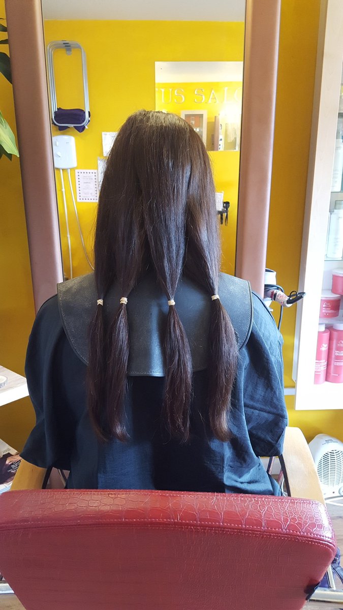 SandsCareHome's tweet photo. 3,2,1...... and cut ✂️✂️✂️

Well done @r4chybb with your hair chop.
@StriveforfiveBC @bowelcancer @Bowel_Cancer_UK @LPTrustUK @Legouix @DeborahAlsina @Morecambe_Bay If you have a few ££s spare and would like to support her the link is here :-
https://t.co/yH6VPzx2Nf https://t.co/9hOf9ZefEg