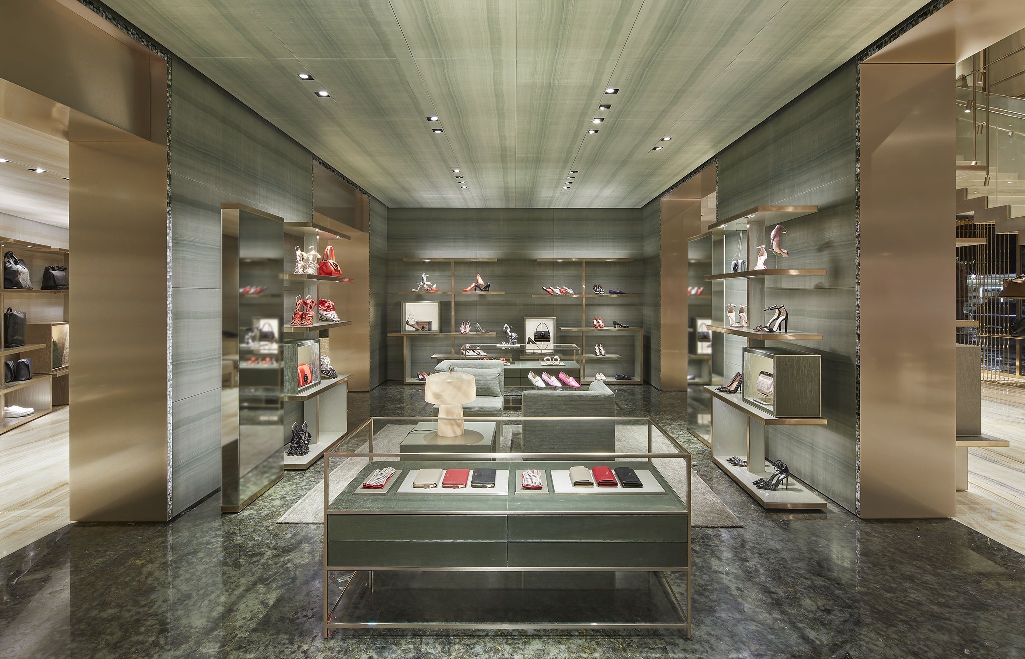 armani shop