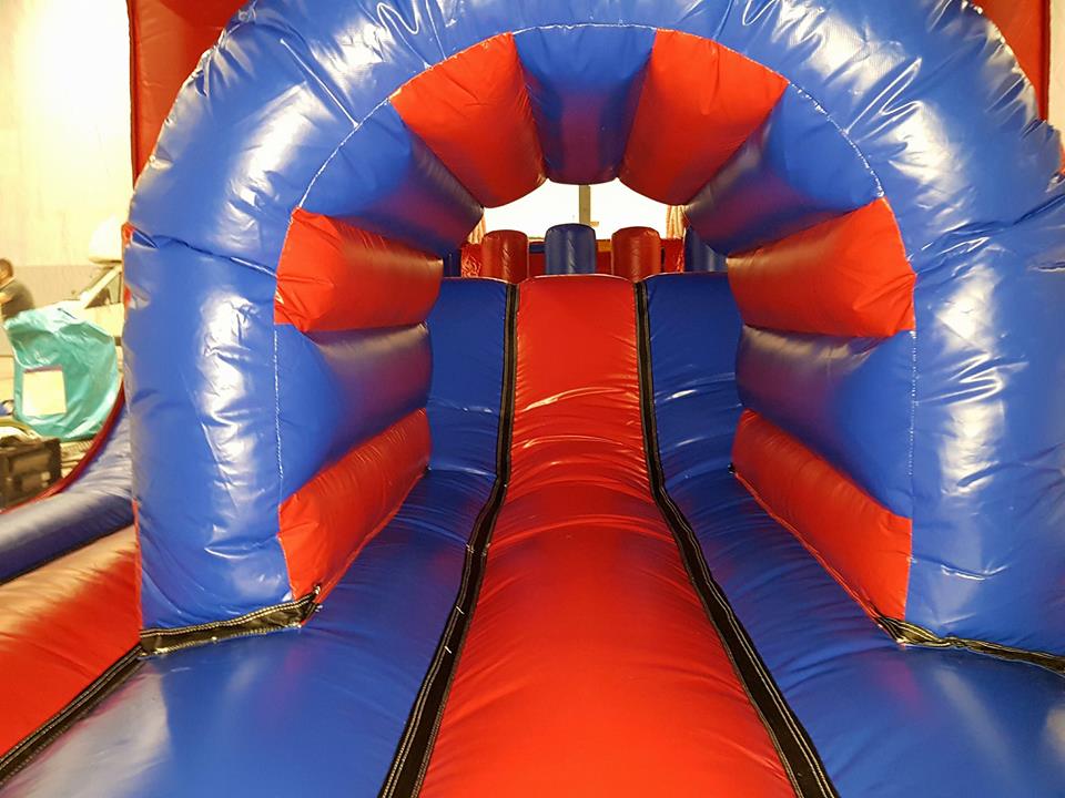 Partytimedurham's tweet photo. Our MEGA 70ft long assault course on hire in Durham yesterday for a fun day...Sooo much fun to be had, especially as it is suitable for adult use too!!! 
Book online at: https://t.co/T4JYZAnCLc or call 07748 469589
#AdultAssaultCourse #KidsAtHeart #70ftLong #FunDayEntertainment https://t.co/BhNyjblfTG