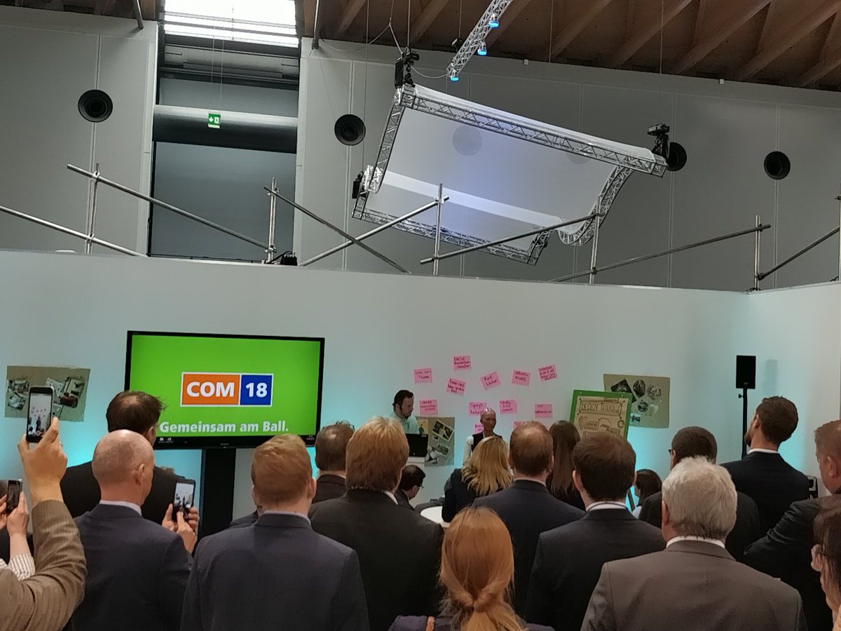 #com18 volles Haus bei Sophia