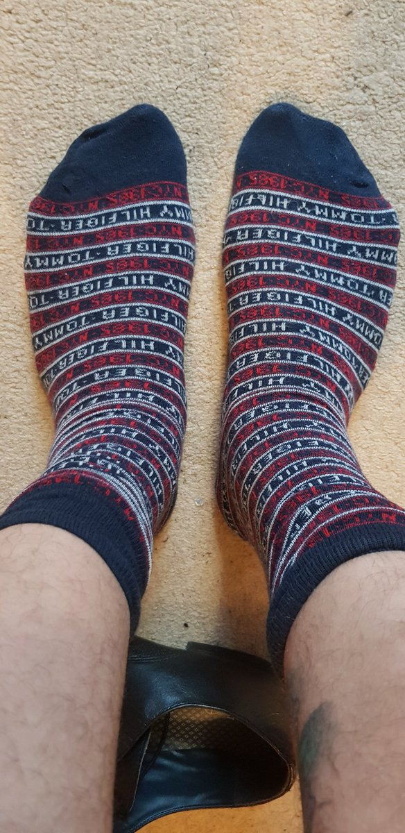 Master_Python_'s tweet image. Its a Hilfiger kind of day. Sweaty dress shoes have made my feet stanky. Get your face under them you dirty little miscreants.

#cashmaster #emptyyourfuckingwallets@rt4dom @RTP1G @RTfaggot @RT4fet @RT_B1TCH @rtfindom