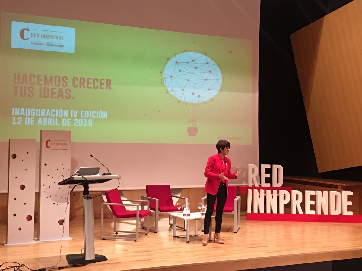 FCruzcampo's tweet image. ¡Comenzamos en la IV Edición de #REDINNprende con @hedifu abriendo la jornada! Hoy conoceremos los 19 proyectos seleccionados💡👩‍🍳, ¡sigue el hashtag para enterarte de todo! 🔝