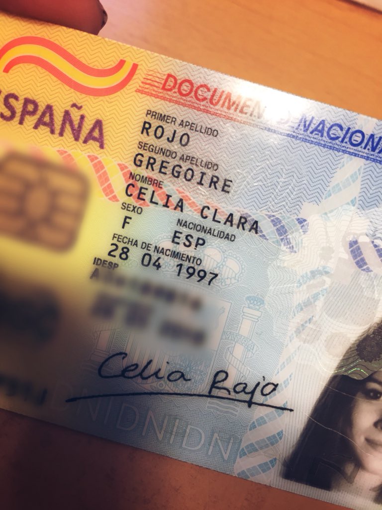 Celiaaa_R's tweet photo. @RonBarceloSpain Celebrar como se merecen los 21 😋 https://t.co/2b6y3ofxxV
