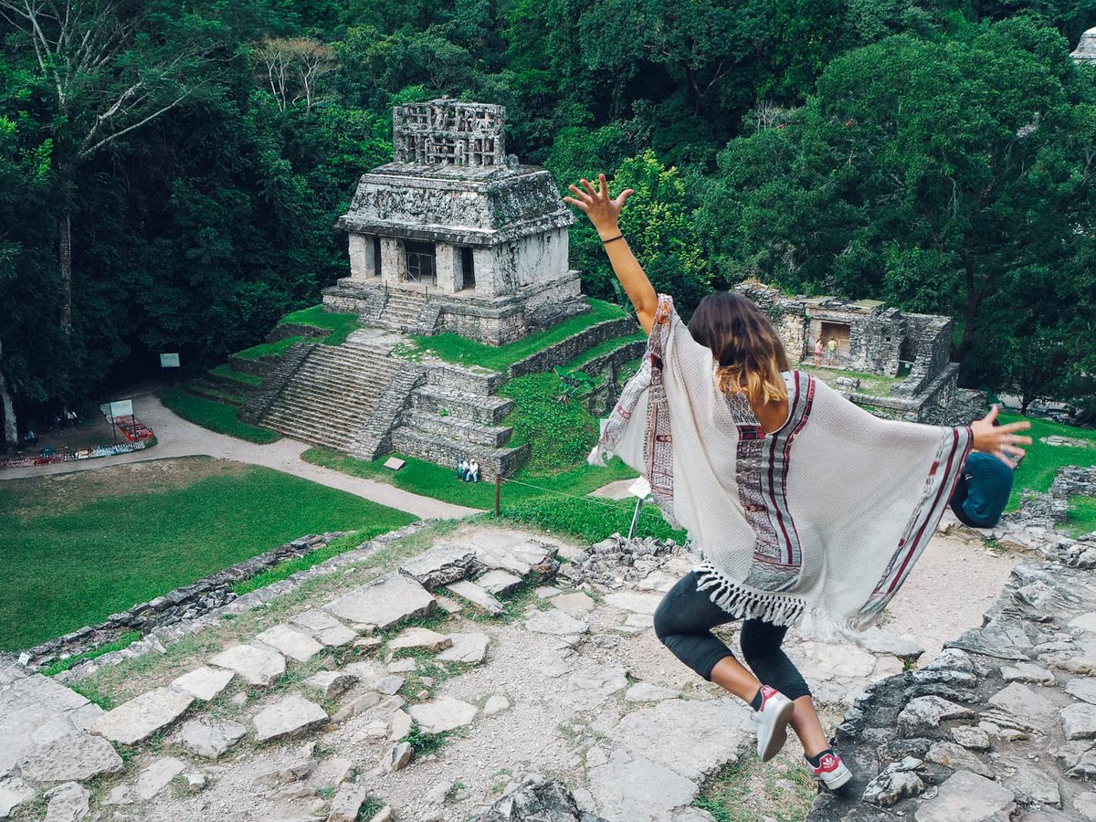 Fiigee_'s tweet photo. #JeudiPhoto 📸 sur les ruines de Palenque dans le Chiapas au #Mexique avec @IrinaTourisme 👀 Découvre nos + belles expériences 👉 https://t.co/TJAkNLDaDY #Voyage #Fiigee https://t.co/AvGSn7f9C0