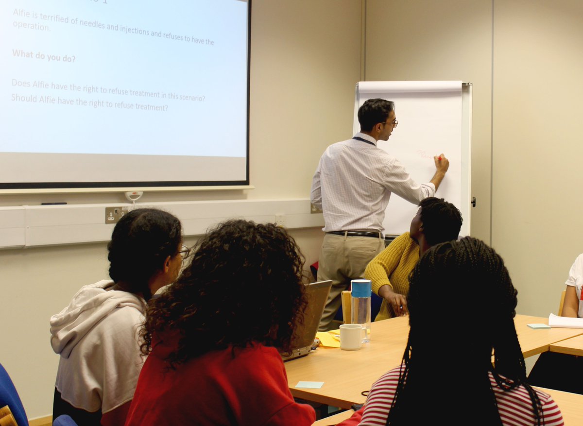 This week we welcomed a fantastic group of <a href="/TargetOxbridge/">Target Oxbridge</a> students. We got them discussing ethical case studies &amp; practising their suturing skills! Thank you to our brilliant team helping to inspire our next generation of health &amp; medical researchers!