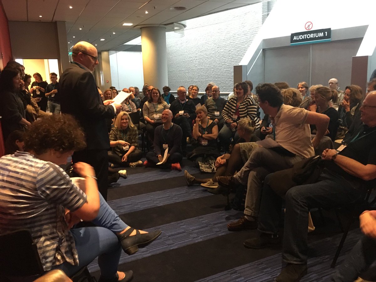 Ledenvergadering KJP. Wij passen niet in de zaal. <a href="/arne/">Arne Fismen</a> Popma. Wij maken ons niet kleiner dan we zijn. #NVvP2018