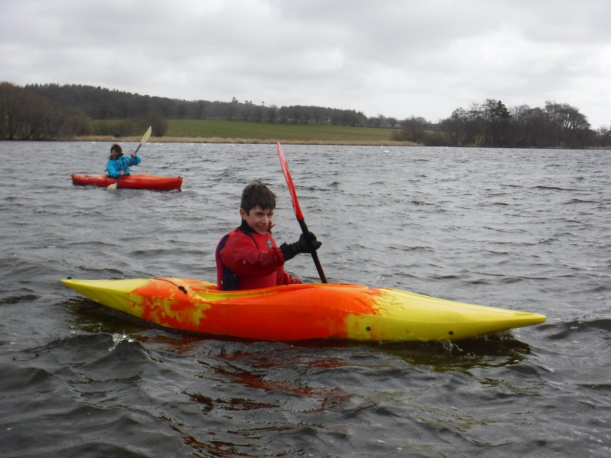 AdventureAbz's tweet image. Paddle Power yesterday at Loch of Skene! 😀🛶 #Paddlepower #Easterholidays #Canoeing #Kayaking