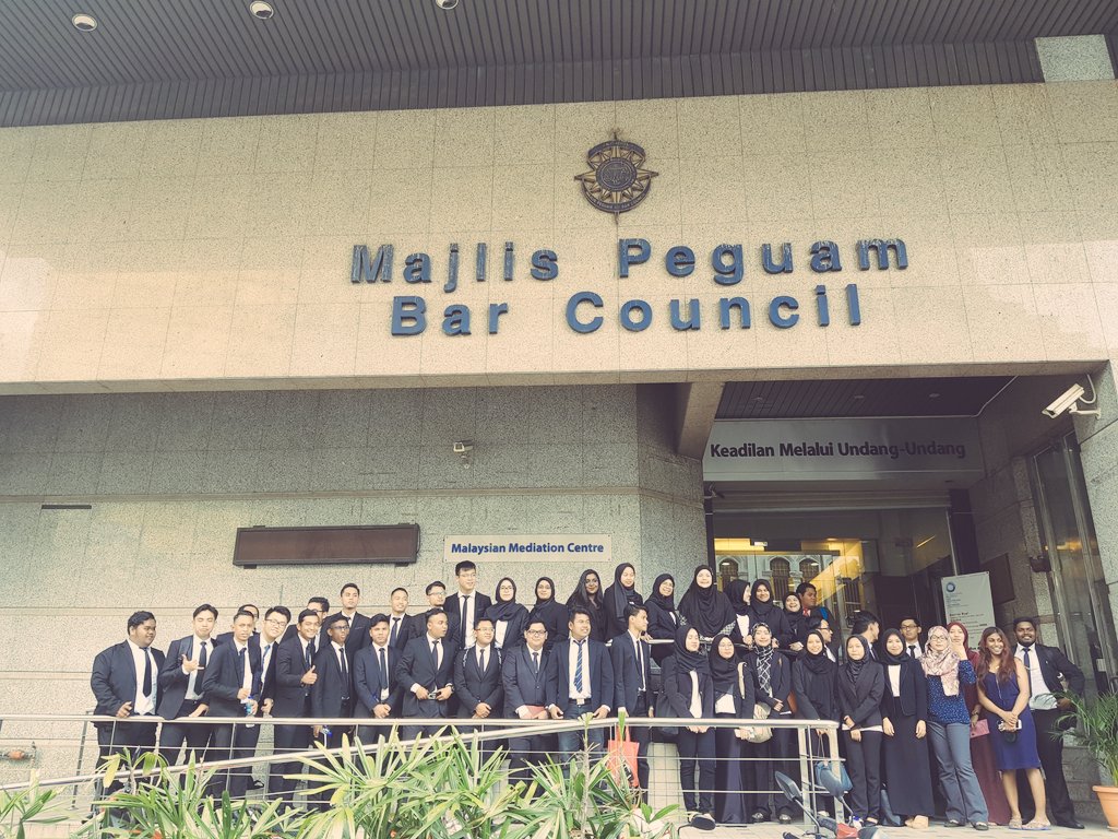 O Xrhsths Perundang Ukm Sto Twitter Live Update Lawatan Ilmiah Ke Majlis Peguam Malaysia Sesi Fotografi Bersama Pihak Majlis Peguam