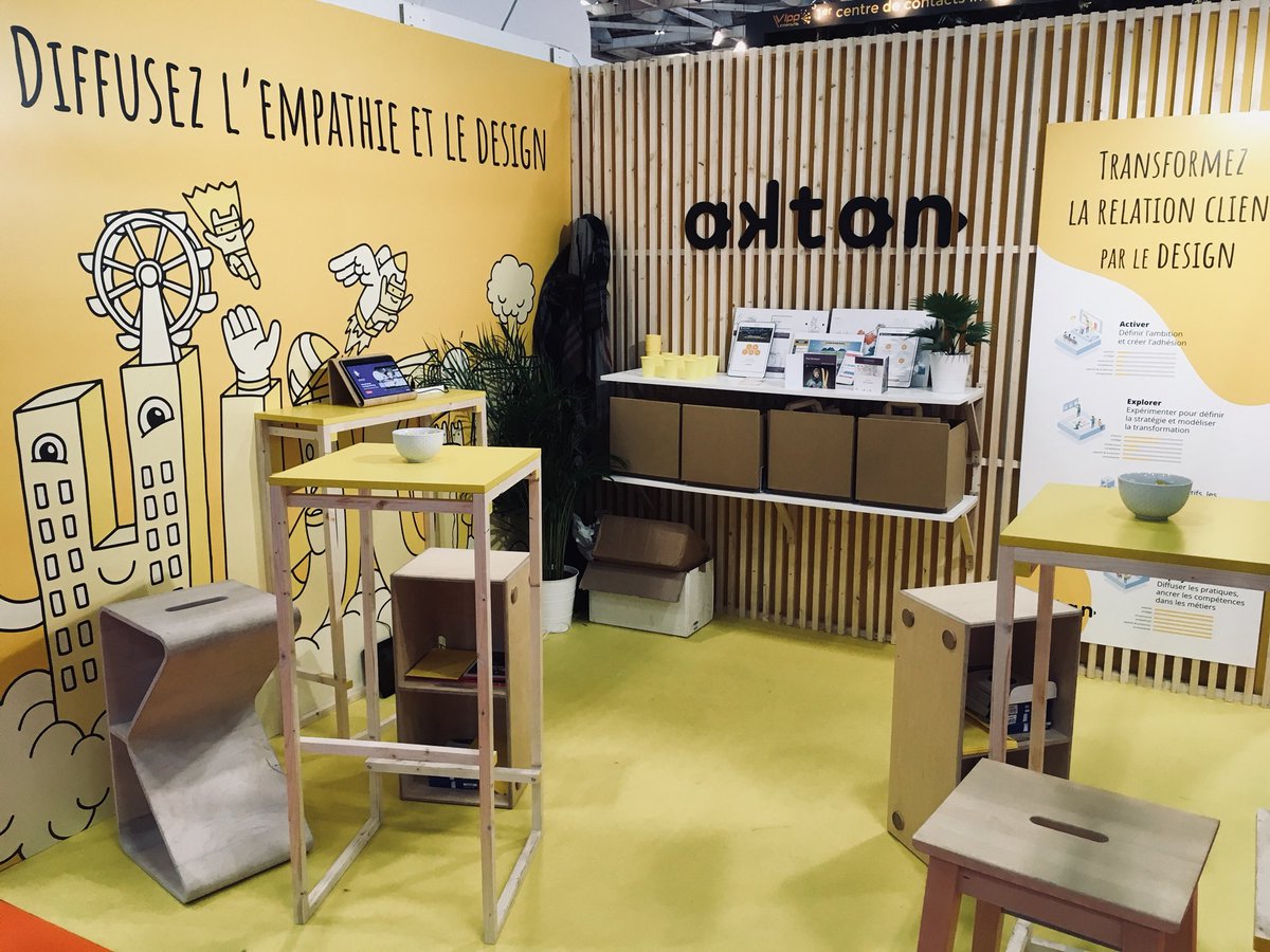 Qu’est-ce qui est jaune et qui Aktan ?! #day3 #salon #strategieC #StandN27 #servicedesign #empathy #CustomerExperience