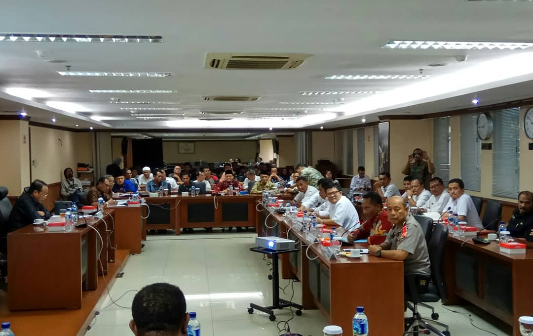 DPDRI's tweet photo. Badan Akuntabilitas Publik DPD RI Menerima Aduan Masyarakat terkait ganti rugi tanah proyek pembangunan Pembangkit Listrik Tenaga Uap (PLTU) II di Kabupaten Cirebon.
#BAP #BAPDPDRI #BAPDPD #BADANAKUNTABILITASPUBLIK #dewanperwakilandaerahri #DEWANPERWAKILANDAERAH #legislasi #DPDRI https://t.co/58yOi8tkqs
