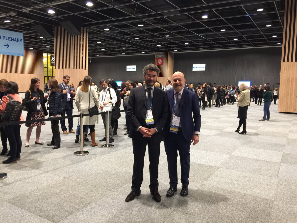 Maja Thiele (@majathiele) on Twitter photo Look at the line! <a href="/MassimoPinzani/">Massimo Pinzani</a> and Laurent Castera waiting to host the highly popular meet the expert in noninvasive testing #ILC2018 #elastography <a href="/EASLedu/">EASL Education</a> Look at the line! <a href="/MassimoPinzani/">Massimo Pinzani</a> and Laurent Castera waiting to host the highly popular meet the expert in noninvasive testing #ILC2018 #elastography <a href="/EASLedu/">EASL Education</a>