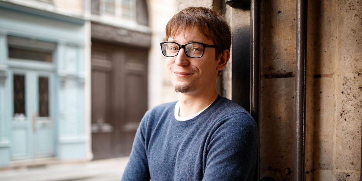 🆕 #ITW | Découvrez <a href="/Sivolc/">Petit Clo</a> le #CommunityManager sportif  de la <a href="/FFRugby/">FFR</a> qui réussit à faire transpirer sa communauté grâce à ses contenus 😋 Le jeu en vaut la chandelle ! 💪
👉  laplumedalchimia.fr/clovis-le-gc-d…